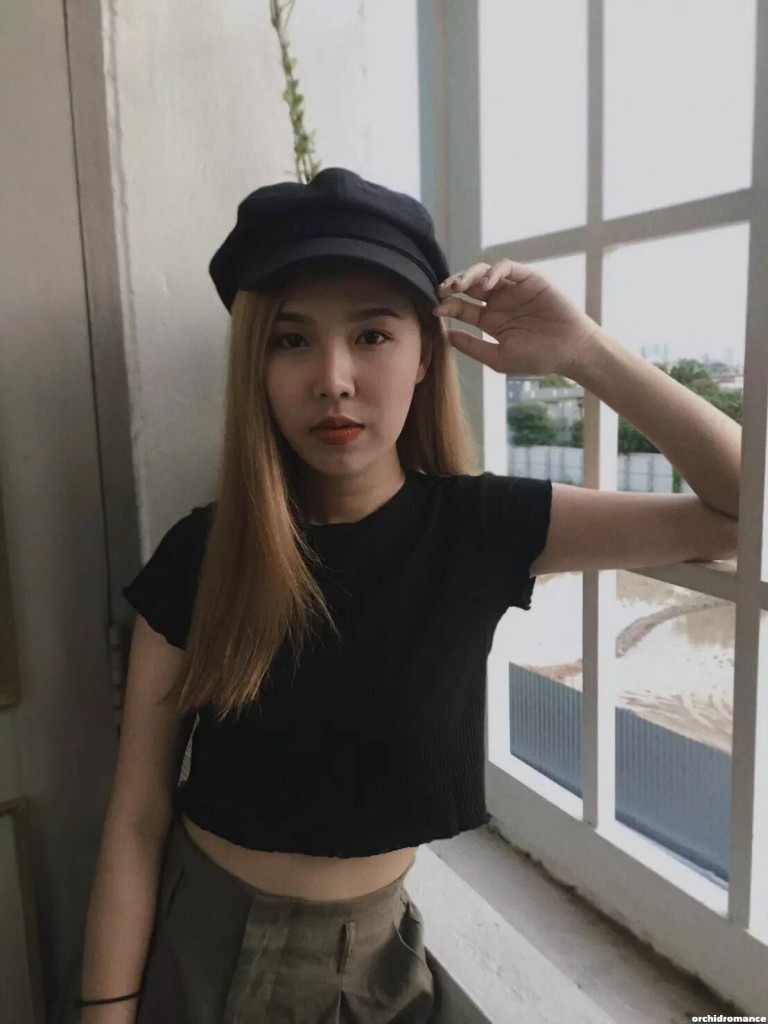 Leila Profile image 4