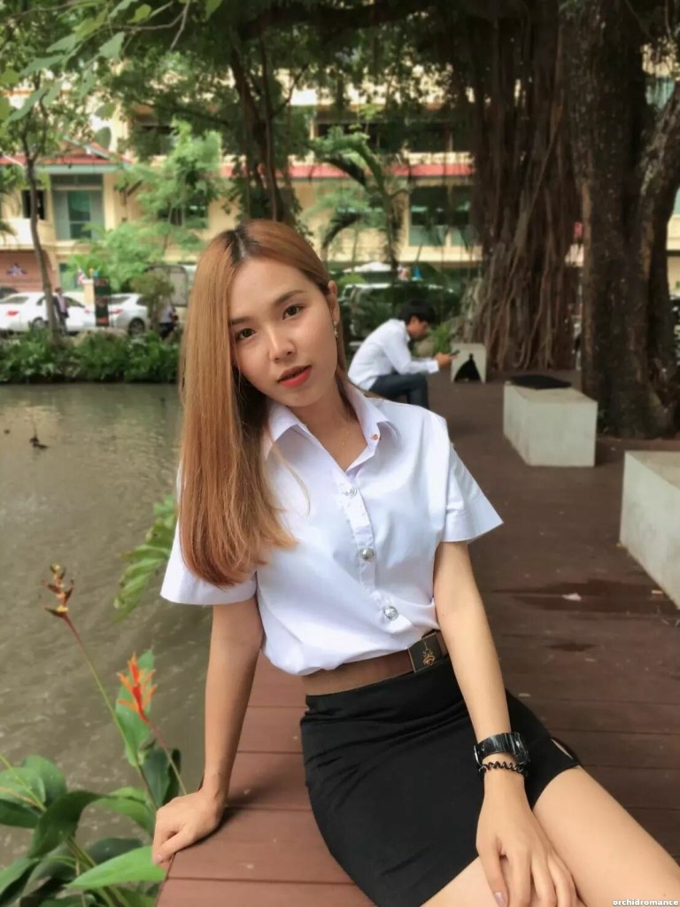 Leila Profile image 5