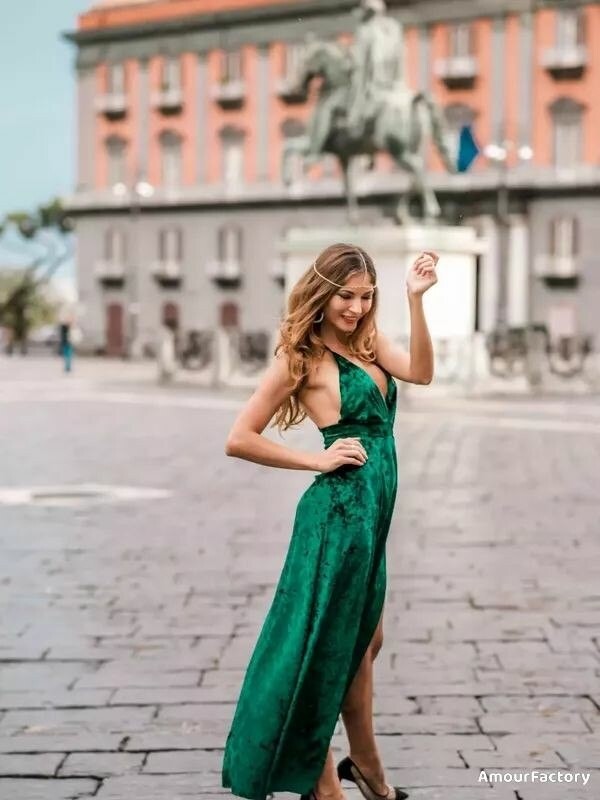 Julia Profile image 2