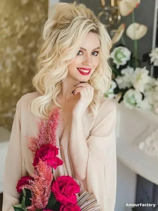 Viktoria Profile image 4